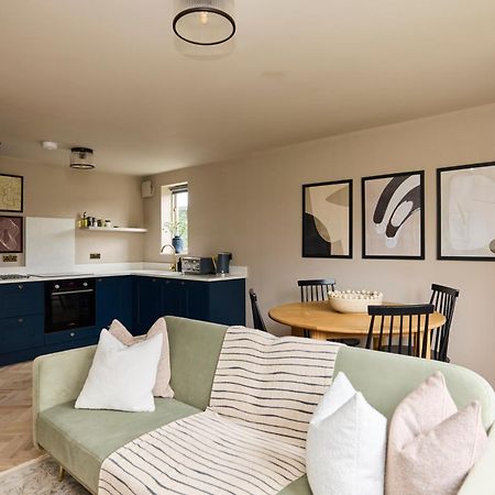 The Twickenham Wonder - Lovely 1Bdr Flat With Parking Esterno foto