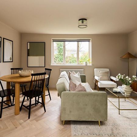 The Twickenham Wonder - Lovely 1Bdr Flat With Parking Esterno foto