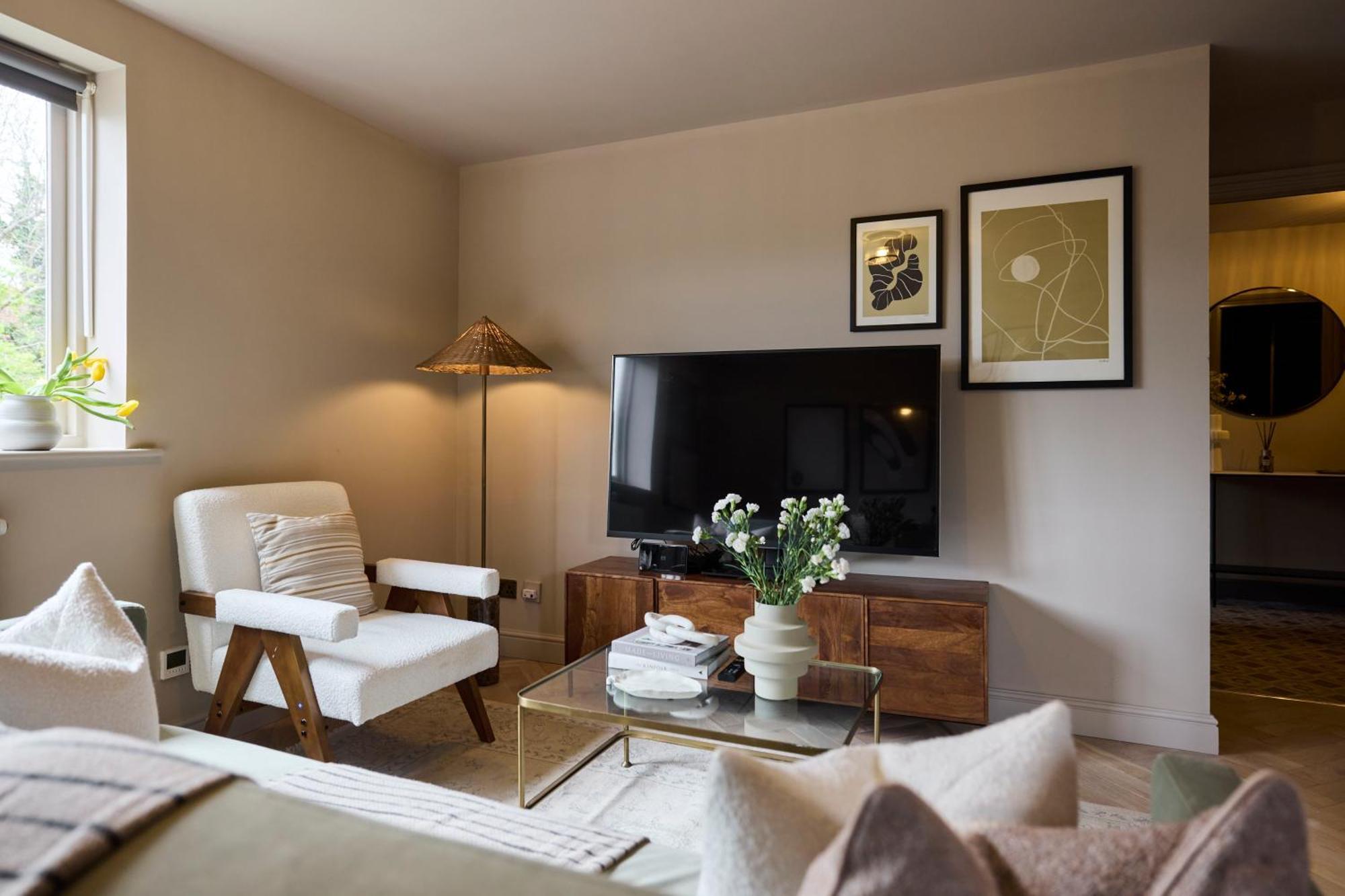 The Twickenham Wonder - Lovely 1Bdr Flat With Parking Esterno foto